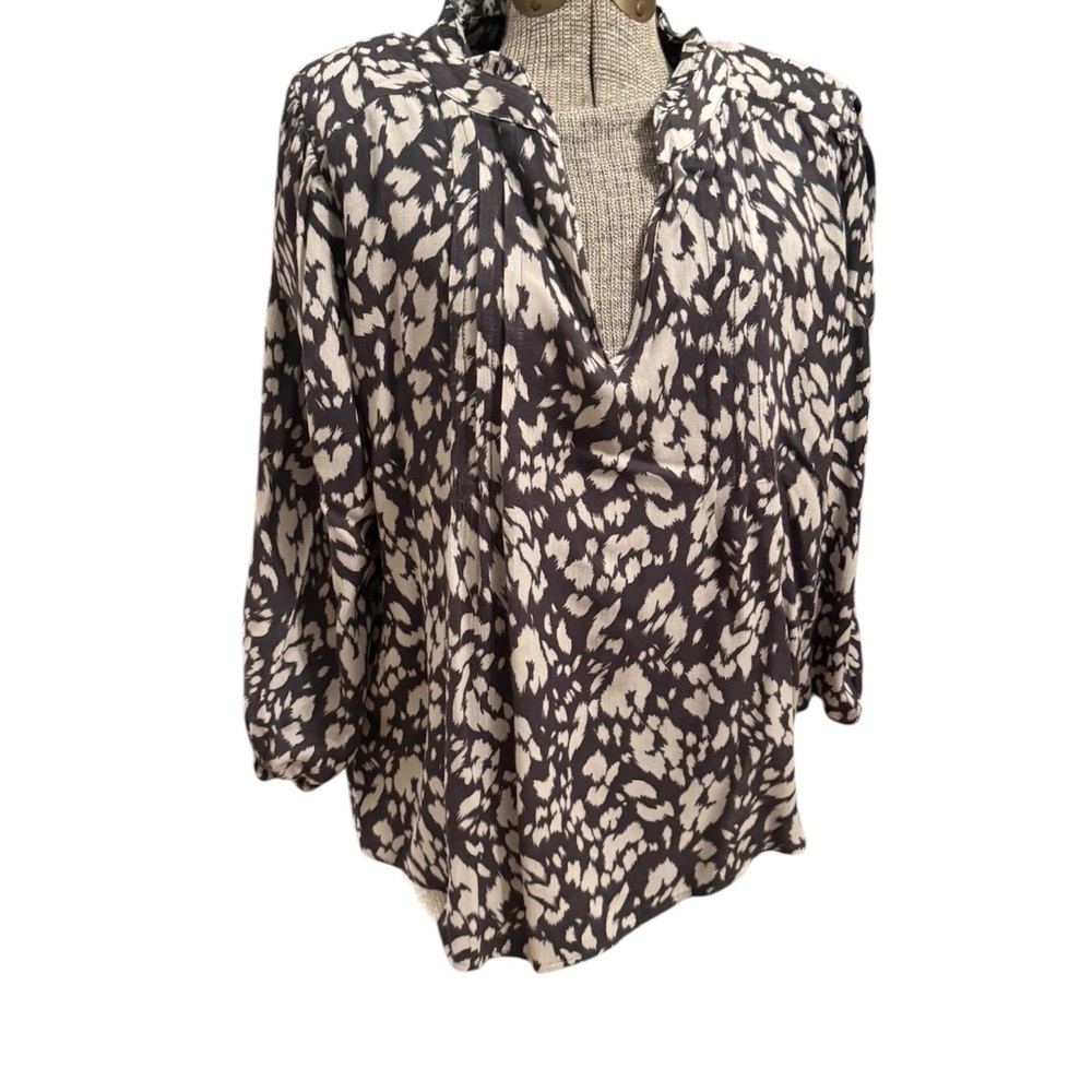 Monday Fun Patterned Blouse - Picture 2 of 8